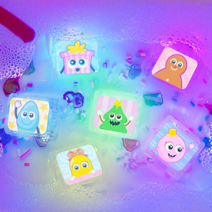 Holiday Pals Light-Up Cubes