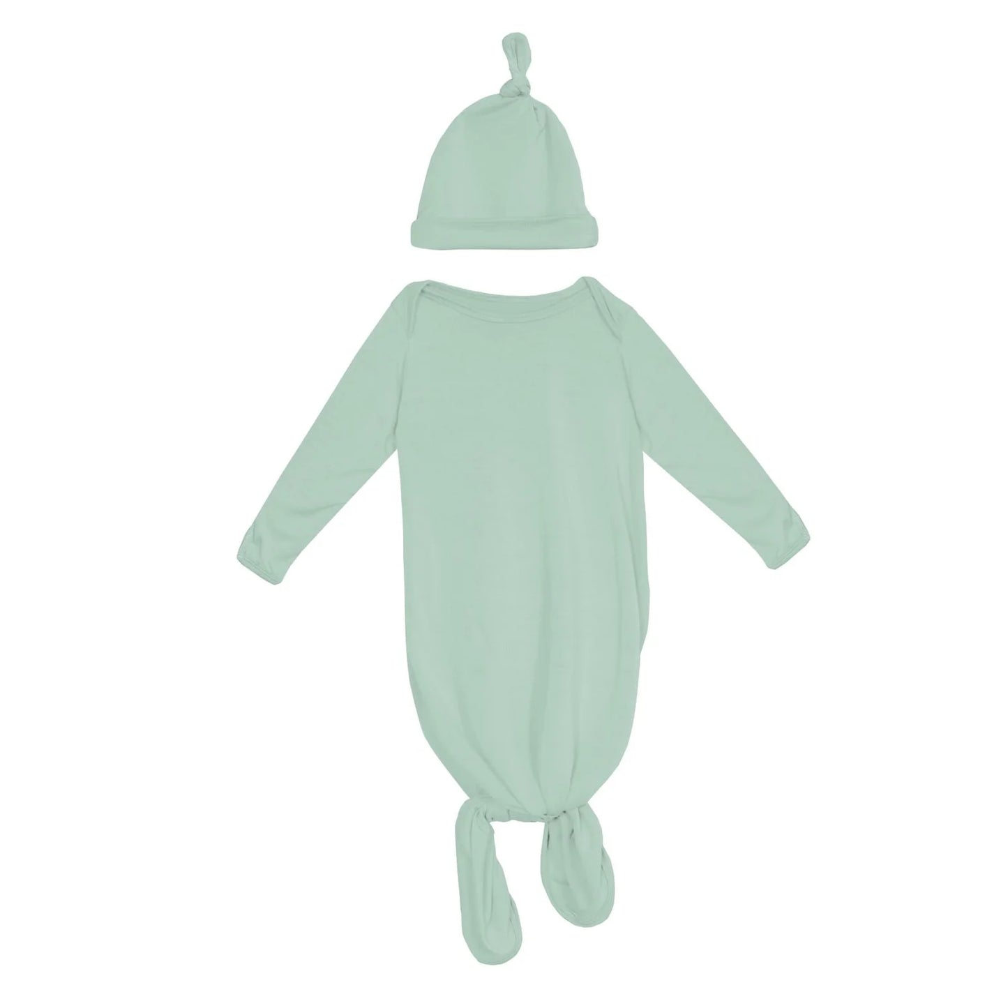 Knotted Layette Gown & Hat Set in Pistachio