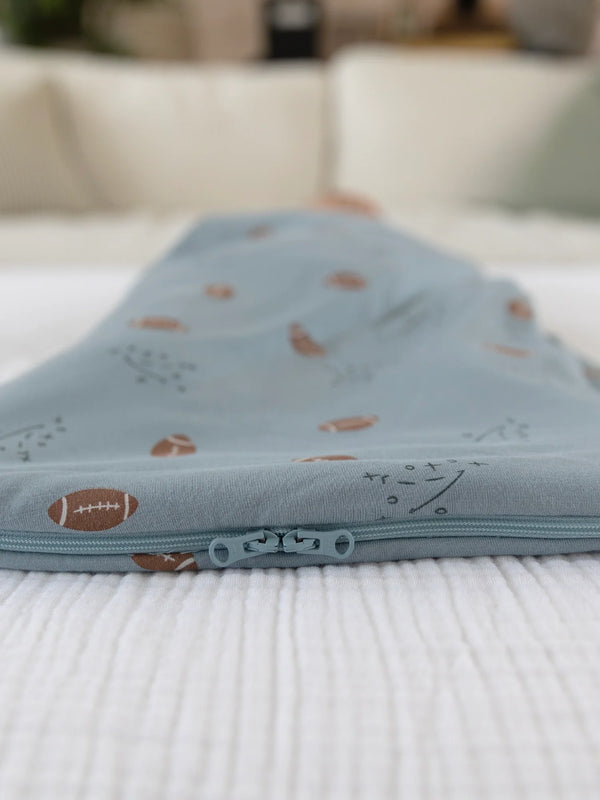 SWADDLE: Football / 1.0