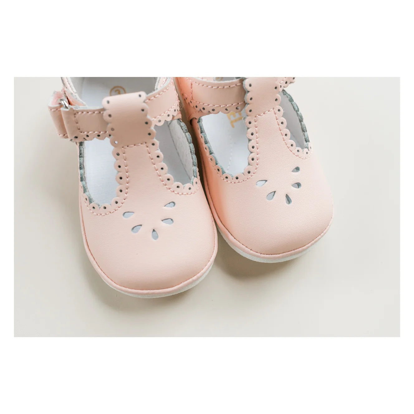 Dottie Scalloped T-Strap Mary Jane (Baby) Pink