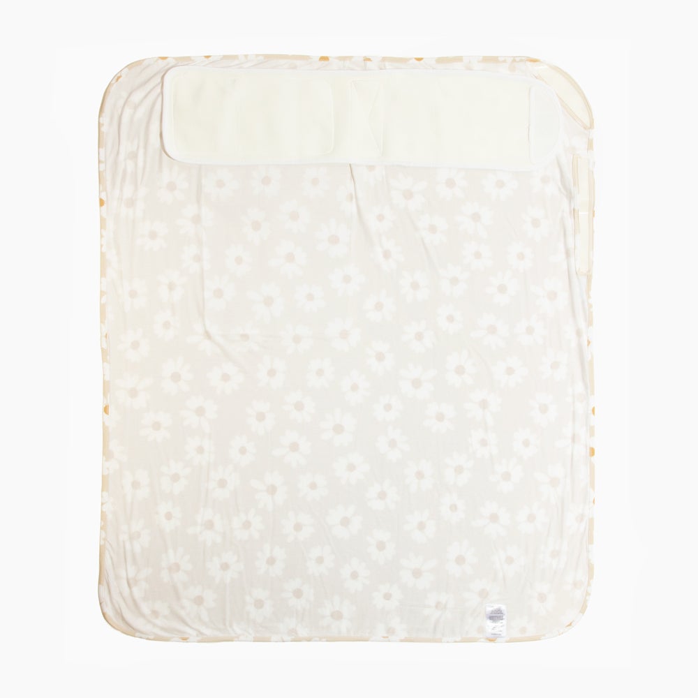 Daisy Fields Swaddle II