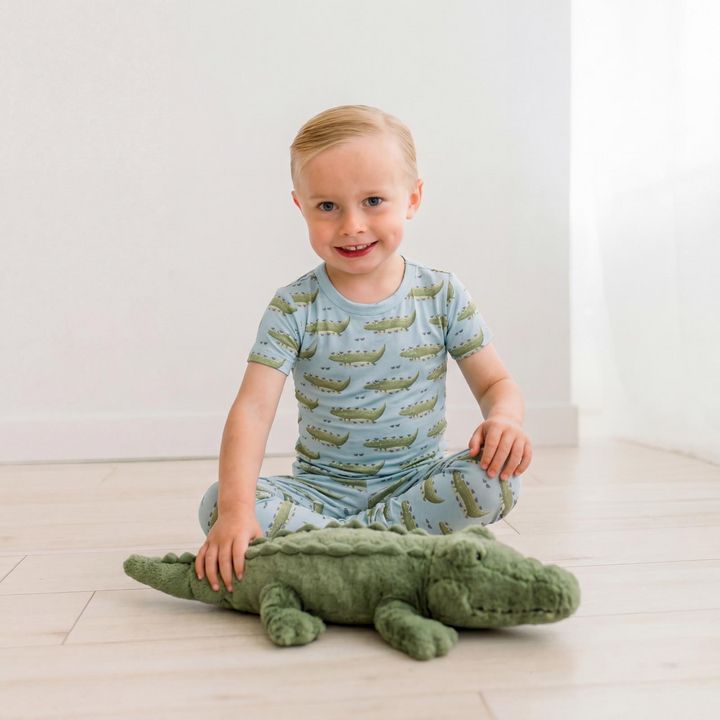 Print Short Sleeve Pajama Set in Spring Sky Croc & Friends