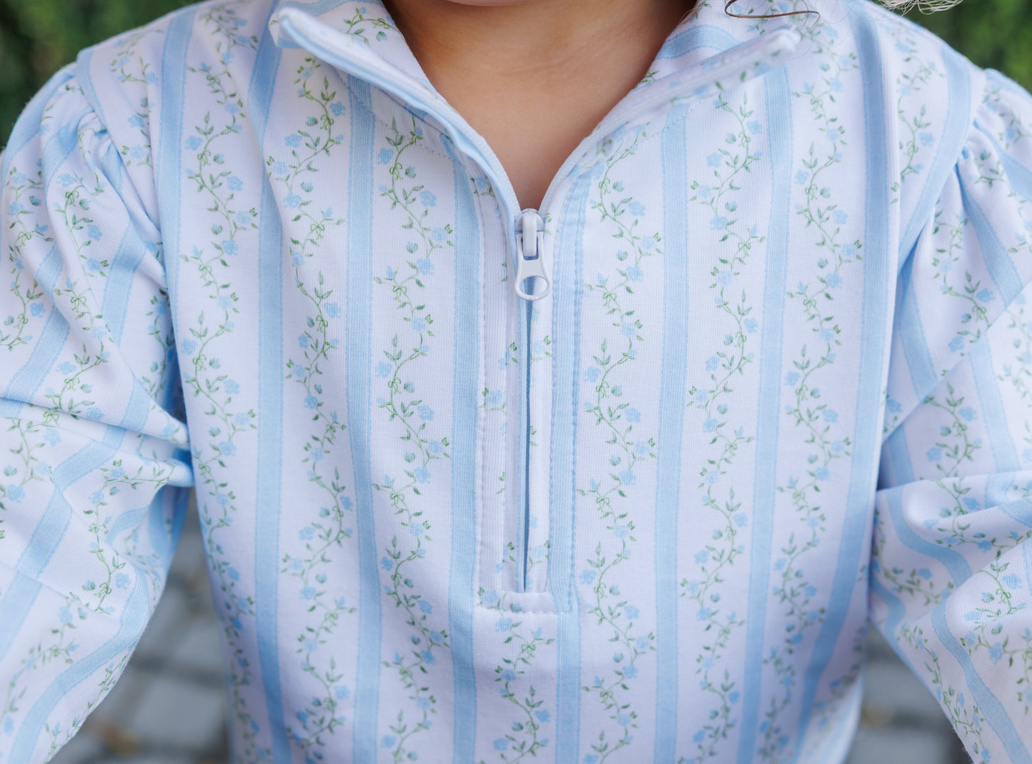 Vineyard Blooms 1/4 Zip Pullover Set